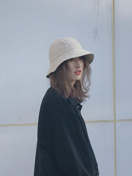 Pălărie de pescuit modernă pentru femei în mai multe culori