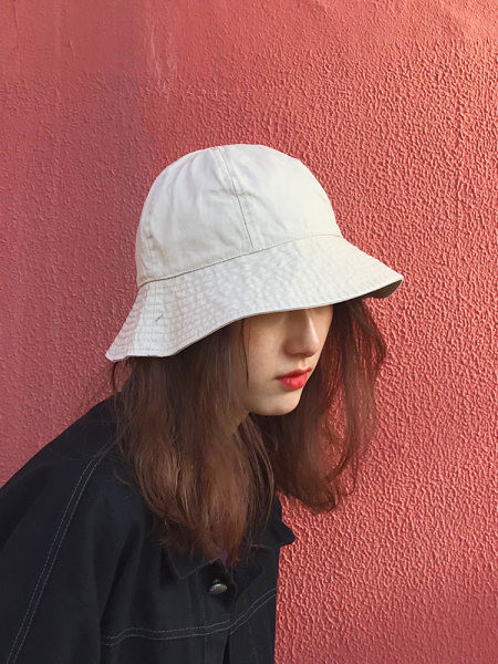 Pălărie de pescuit modernă pentru femei în mai multe culori