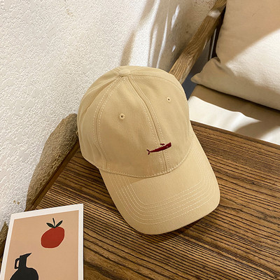 Ženska bejzbol kapa sa šiltom i vezom