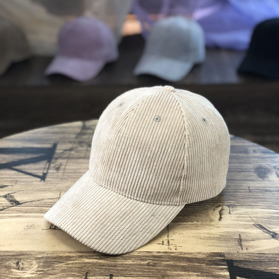 Şapcă de baseball de damă model simplu cu vizor