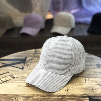 Şapcă de baseball de damă model simplu cu vizor