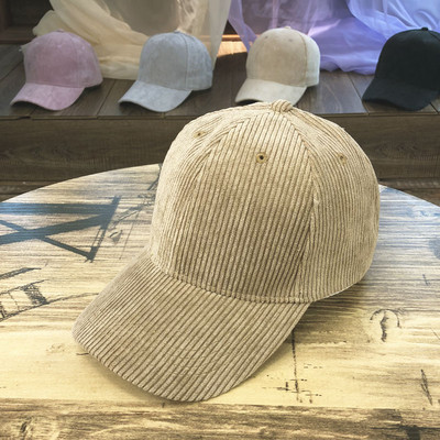 Şapcă de baseball de damă model simplu cu vizor