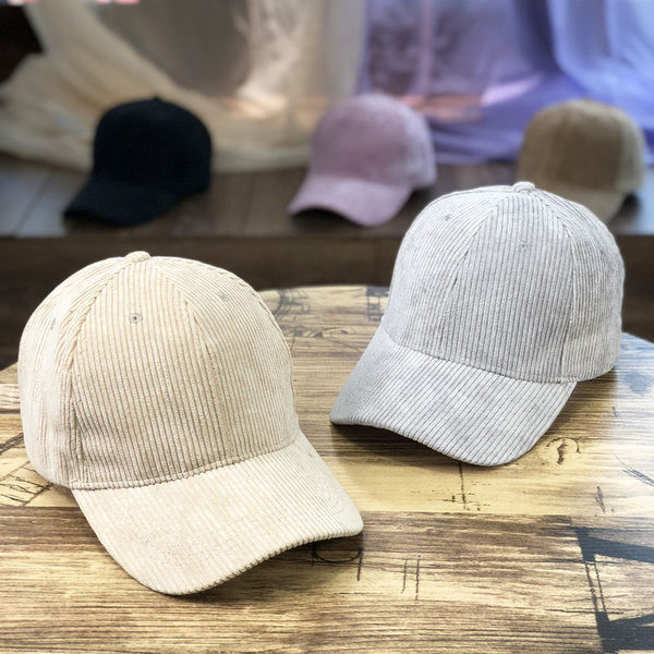 Şapcă de baseball de damă model simplu cu vizor