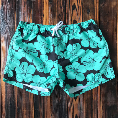 Costume de baie barbati cu cravate tip pantaloni scurti doua modele