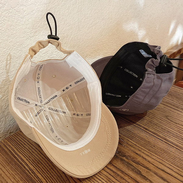 Șapcă de baseball pentru femei cu vizor și cravate