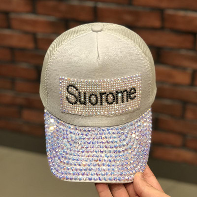 Șapcă de baseball pentru femei cu vizor și pietre