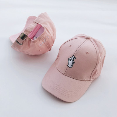 Palarie casual dama cu vizor si broderie - mai multe modele