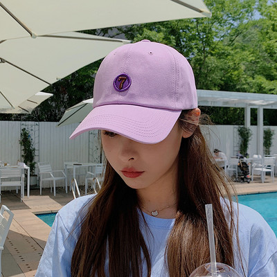 Șapcă de baseball pentru femei - mai multe modele