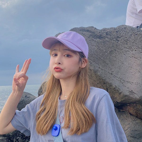 Șapcă de baseball pentru femei - mai multe modele