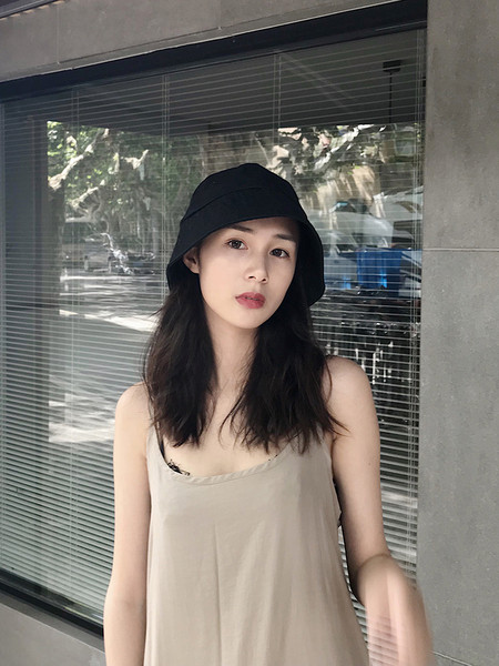 Pălărie modernă de pescuit pentru femei în mai multe culori