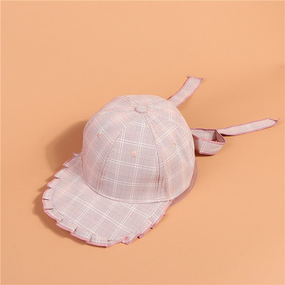 Palarie de dama cu vizor si cravate