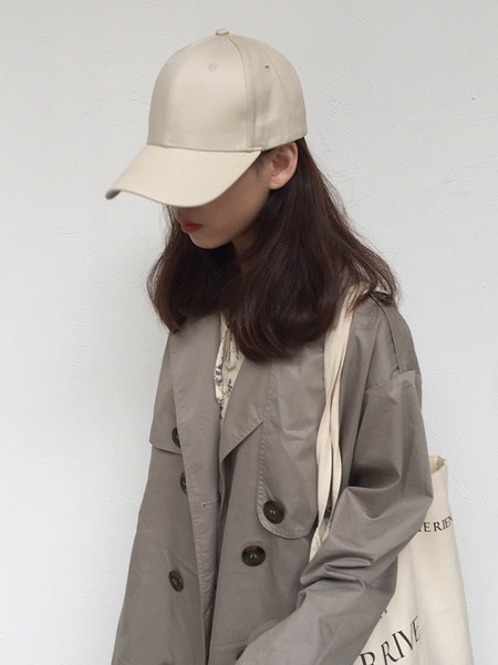 Palarie de dama cu vizor in diferite culori