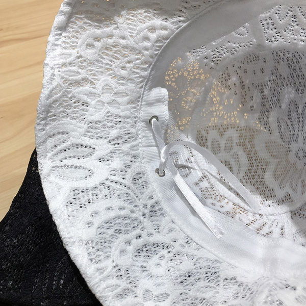 Palarie de dama de vara din dantela cu franjuri