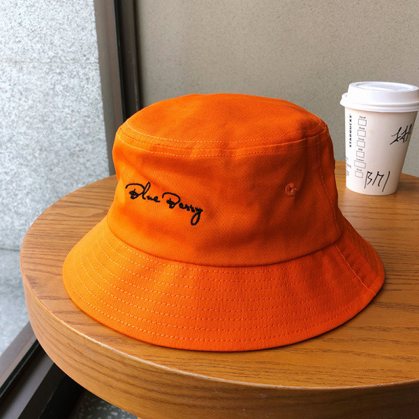 Palarie de dama moderna cu broderie in mai multe culori