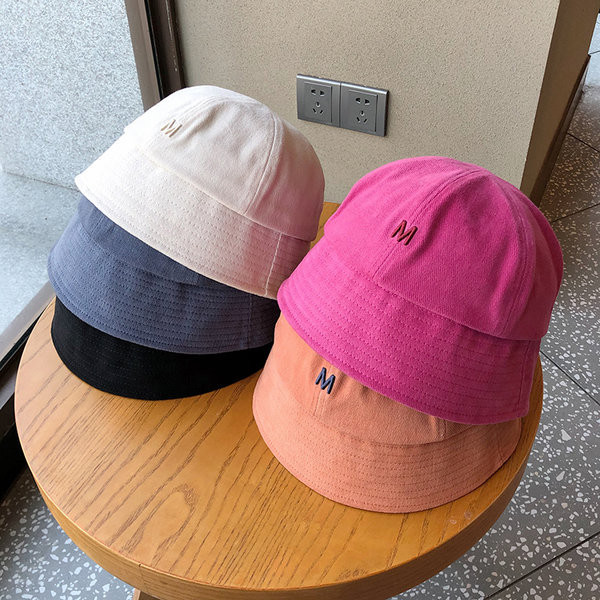 Palarie de dama model nou cu broderie de litere - mai multe culori