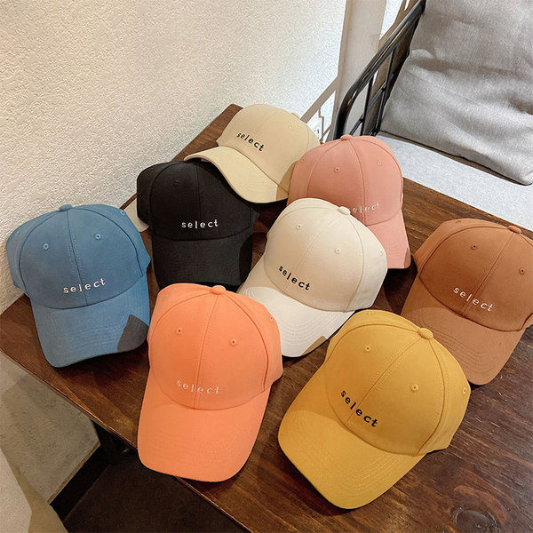 Pălărie textilă de damă cu vizor și inscripție