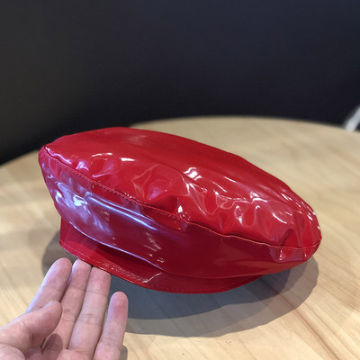 Palarie de dama din piele tip bereta