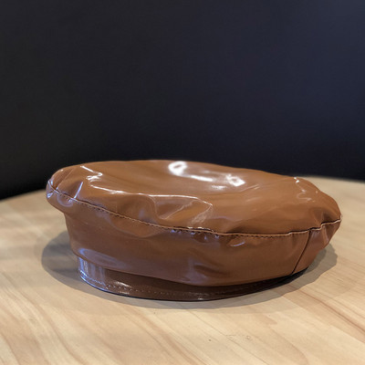 Palarie de dama din piele tip bereta