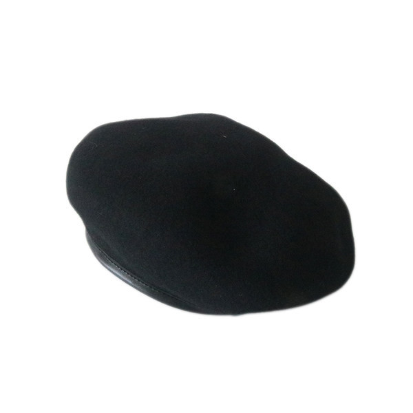 Palarie de dama tip bereta in gri si negru