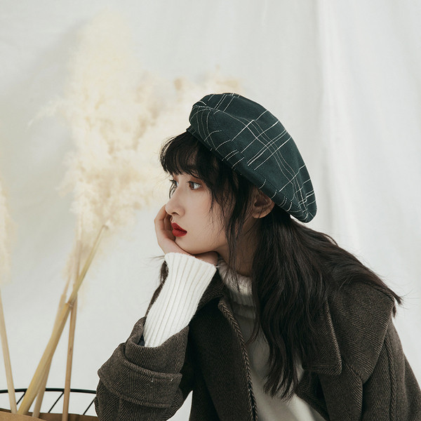 Palarie de dama tip bereta moderna in trei culori