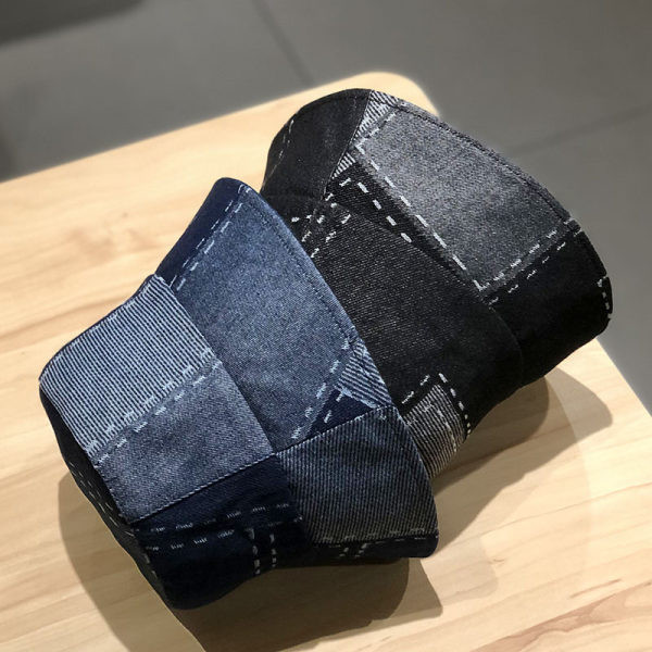 Palarie de pescuit in carouri cu franjuri