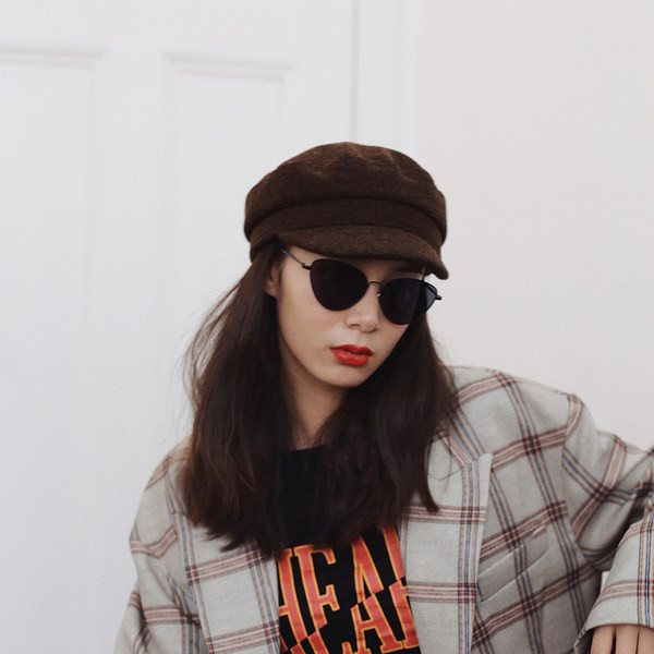 Palarie dama - tip bereta in doua culori