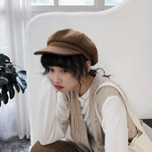 Ženska moderna kapa tipa beretka u različitim bojama