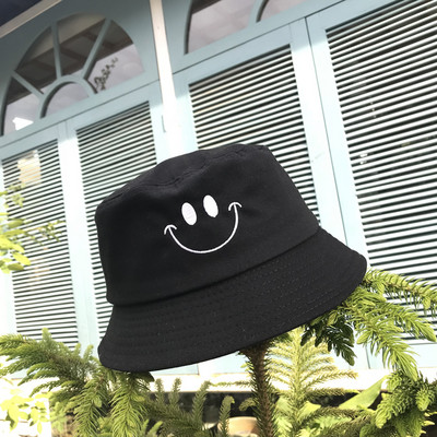 Palarie de pescuit dama cu broderie - mai multe modele