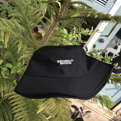 Palarie de pescuit dama cu broderie - mai multe modele