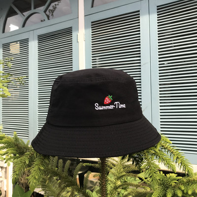 Palarie de pescuit dama cu broderie - mai multe modele