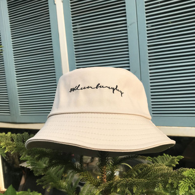 Palarie de pescuit dama cu broderie - mai multe modele