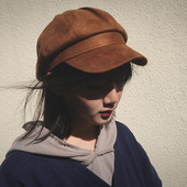 Palarie casual dama cu viziera din piele intoarsa ecologica