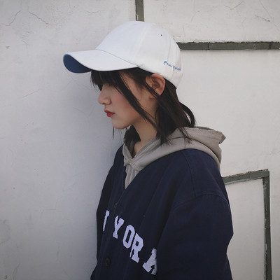 Șapcă de baseball damă cu vizor și broderie - mai multe culori