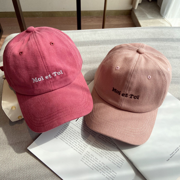 Şapcă de baseball pentru femei cu inscripţie brodată