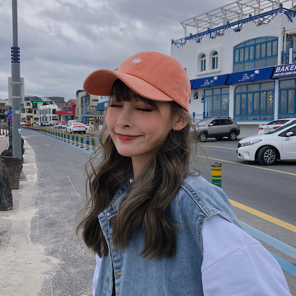 Șapcă de baseball damă cu broderie în mai multe culori