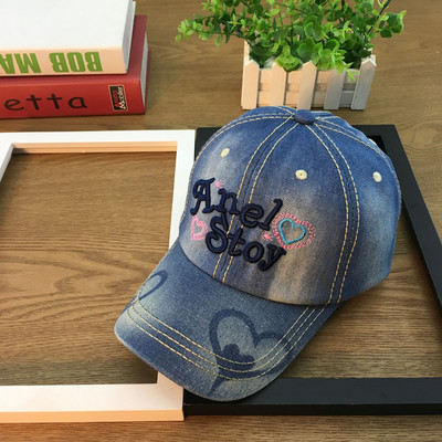 Γυναικείο τζιν καπέλο με χρωματιστό κέντημα