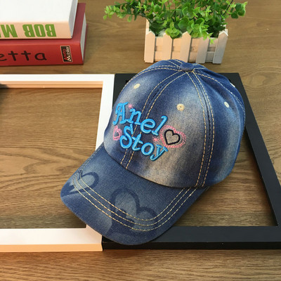 Γυναικείο τζιν καπέλο με χρωματιστό κέντημα