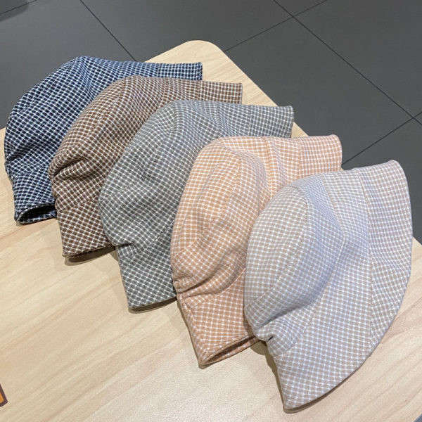 Pălărie de pescuit în carouri pentru femei în patru culori