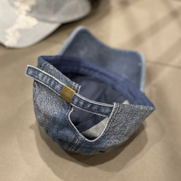 Pălărie casual de damă din denim cu model rupt