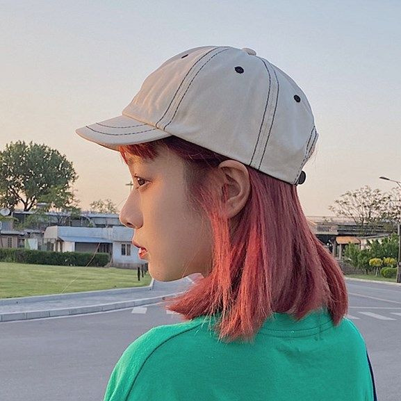 Şapcă de baseball pentru femei cu cusături contrastante