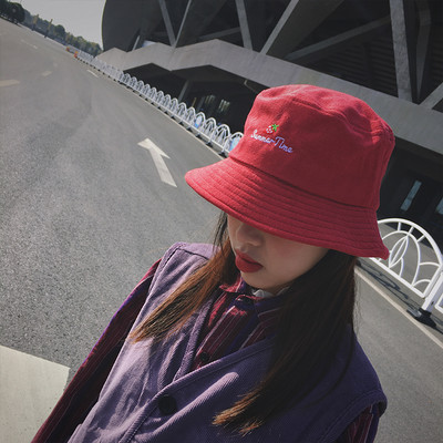 Palarie dama casual tip idiot - cu broderie