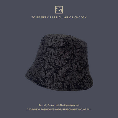 Ženska ribička kapa sa sjajnim efektom