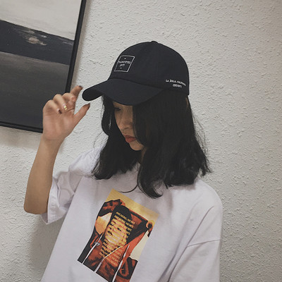 Șapcă de baseball pentru femei cu inscripție și vizor