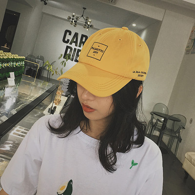 Șapcă de baseball pentru femei cu inscripție și vizor