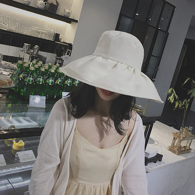 Pălărie elegantă de damă cu franjuri