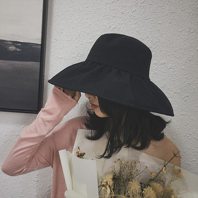 Pălărie elegantă de damă cu franjuri