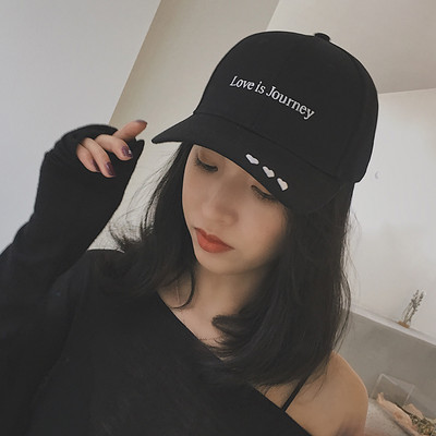 Palarie de dama model nou cu vizor si inscriptionare