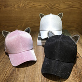 Pălărie modernă pentru femei cu element 3D și pietre