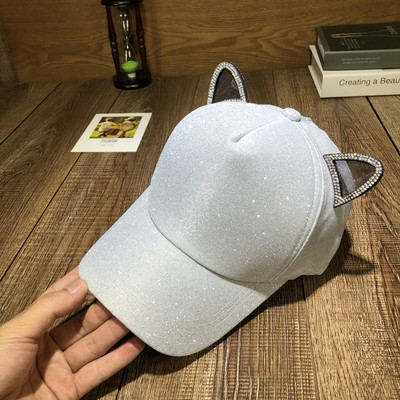 Pălărie modernă pentru femei cu element 3D și pietre