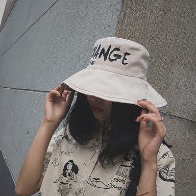 Palarie de dama model nou cu aplicatie tip idiot